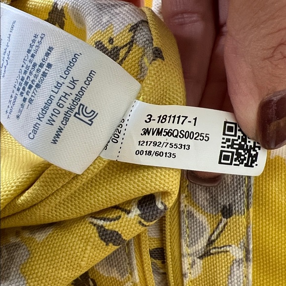 Cath Kidston Women's Yellow Floral Tote Bag - Picture 6 of 7